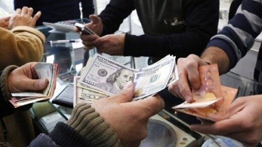 واکنش بانک مرکزی به صف خرید ارز/حذف سهمیه 2200 دلار برای هر کارت ملی