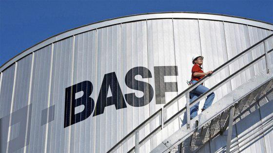 واگذاری شرکت شیمیایی پیگمنت BASF به شرکت ژاپنی DIC