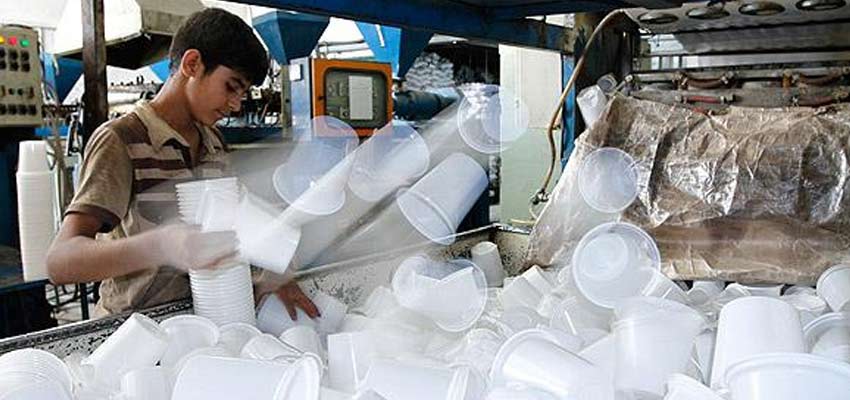 نظر وزارت بهداشت در مورد سرطان زا بودن ظروف پلاستیکی یکبار مصرف